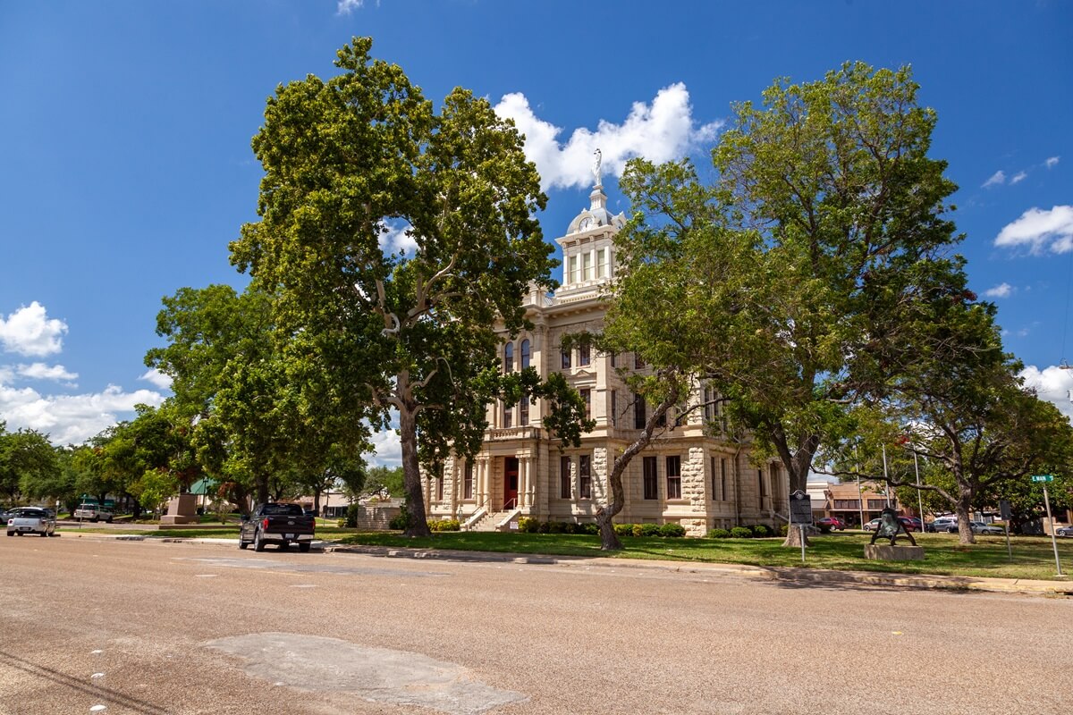 Cameron Texas milam county courthouse