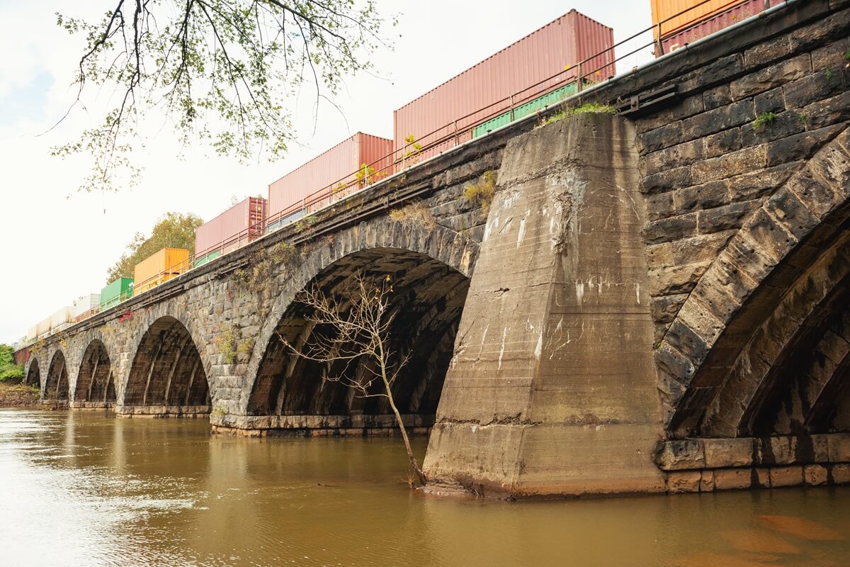 a skewed arch stone bridge in Trevose Pennsylvania