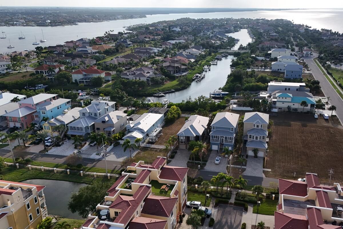 backyard canals in Apollo Beach, Florida