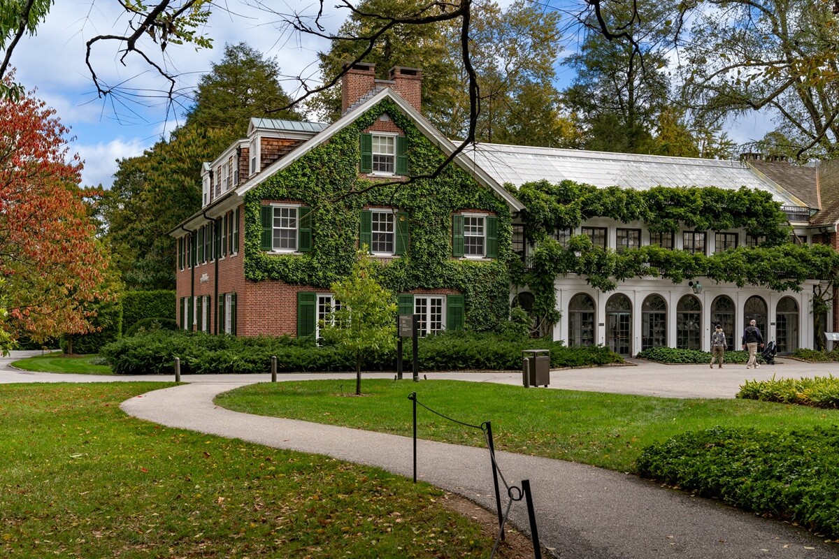 view of the Peirce-du Pont House at Longwood Gardens